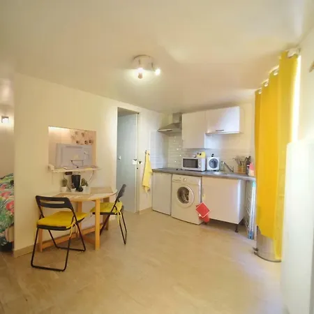 Apartamento Charming - Heart Of The / Downtown